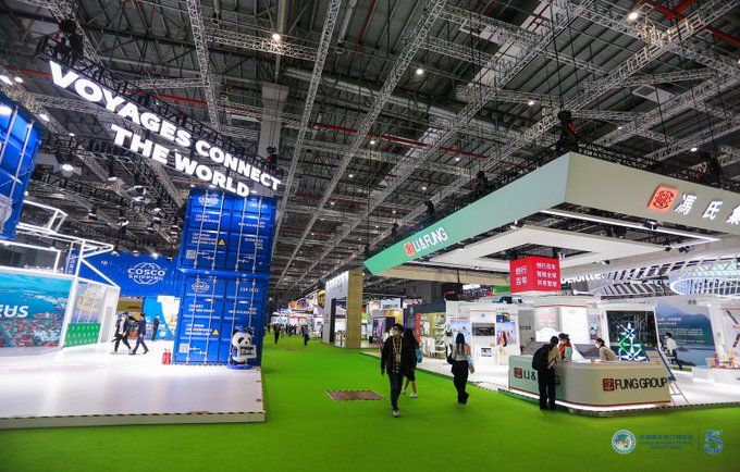 獨具匠心的進(jìn)博會消費品展區(qū)展臺搭建秘訣  