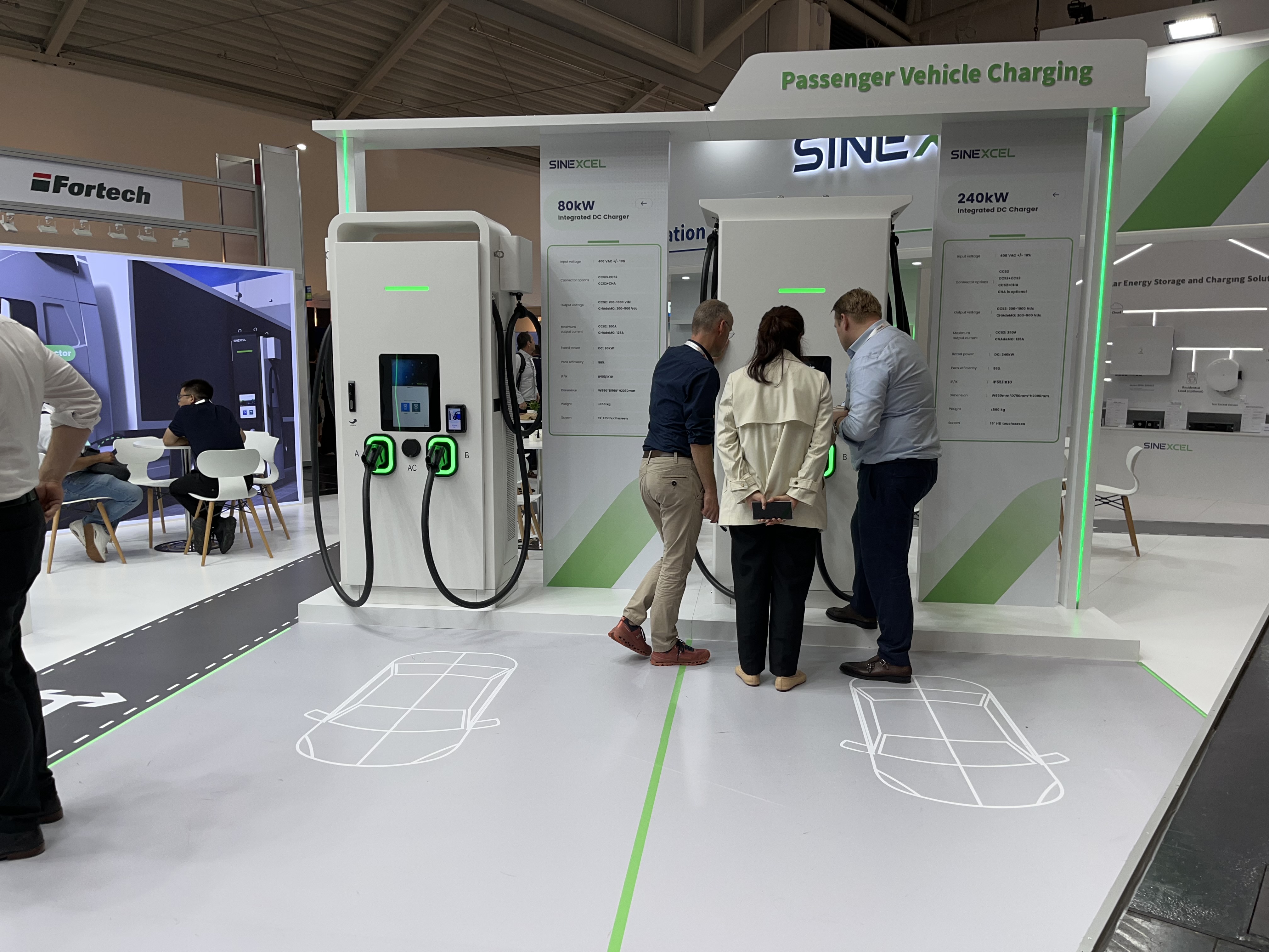 中勵展覽設(shè)計